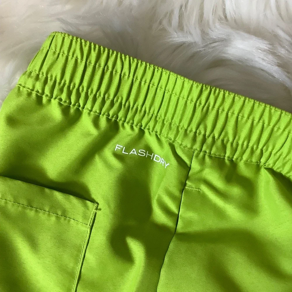 The North Face Mens ADB Class V Water Shorts Meadow Grass Green‎ XXL NF0A8CQG1MO